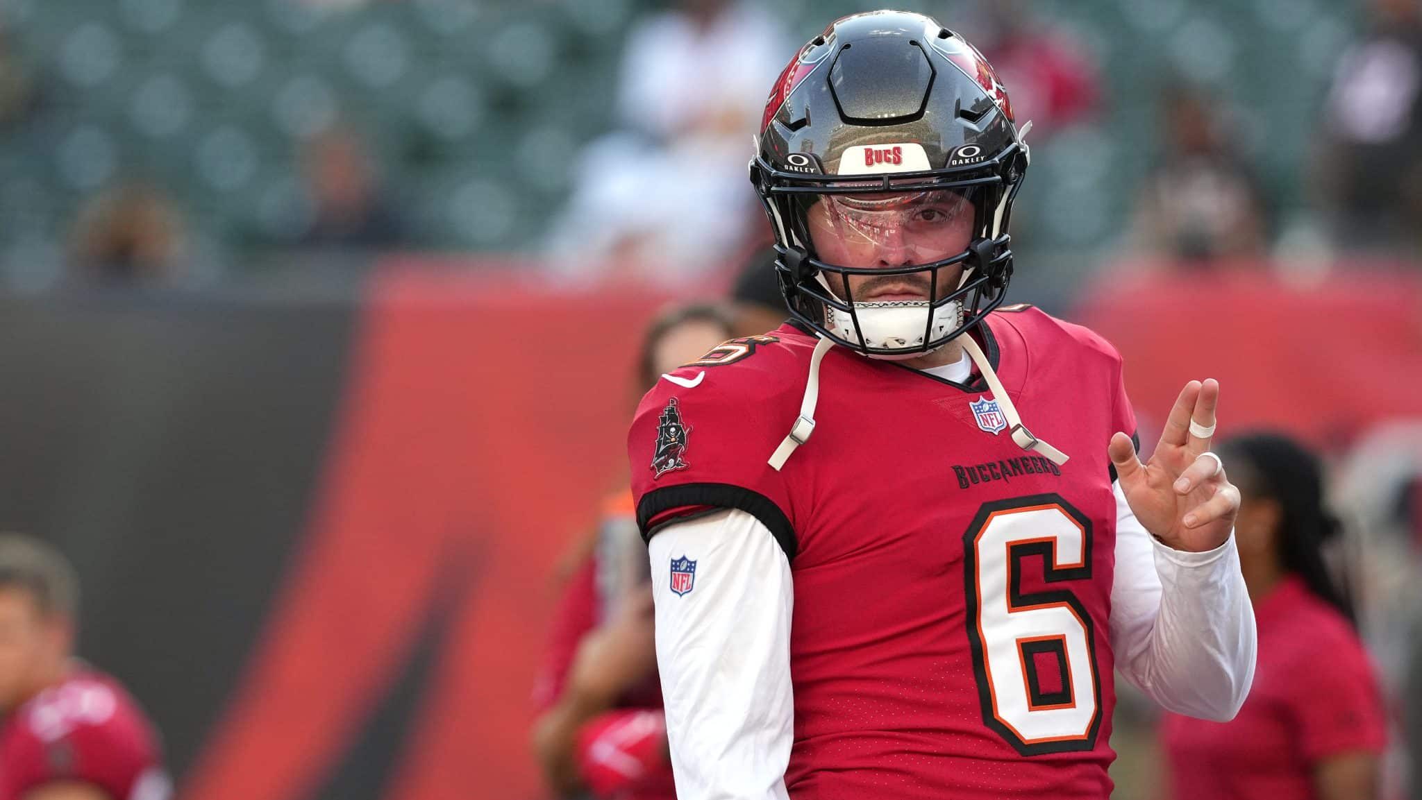 Baker Mayfield pelo Tampa Bay Buccaneers