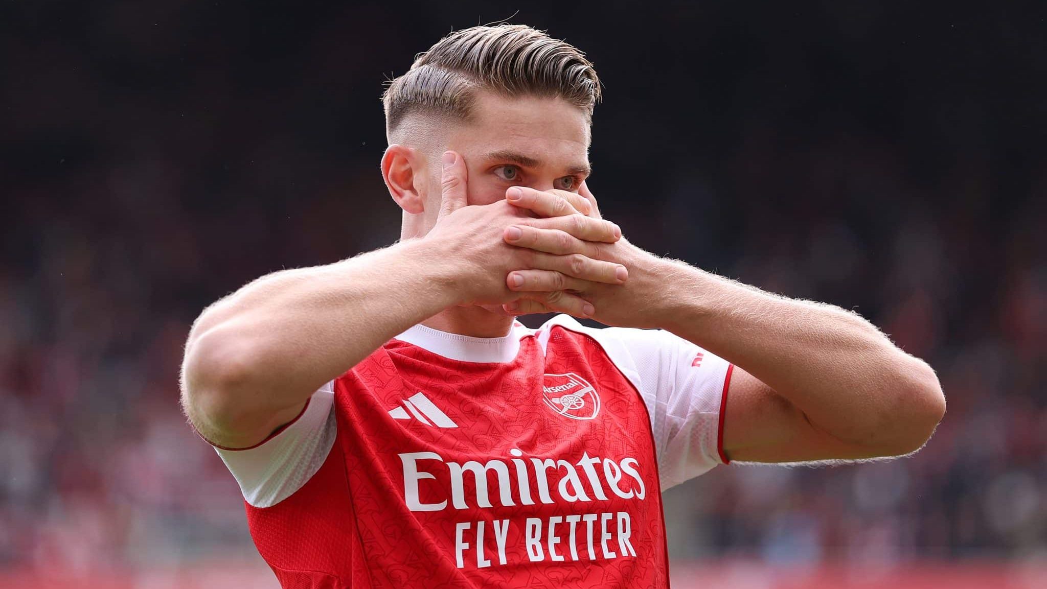 Gyokeres comemorando gol pelo Arsenal contra o Nottingham Forest