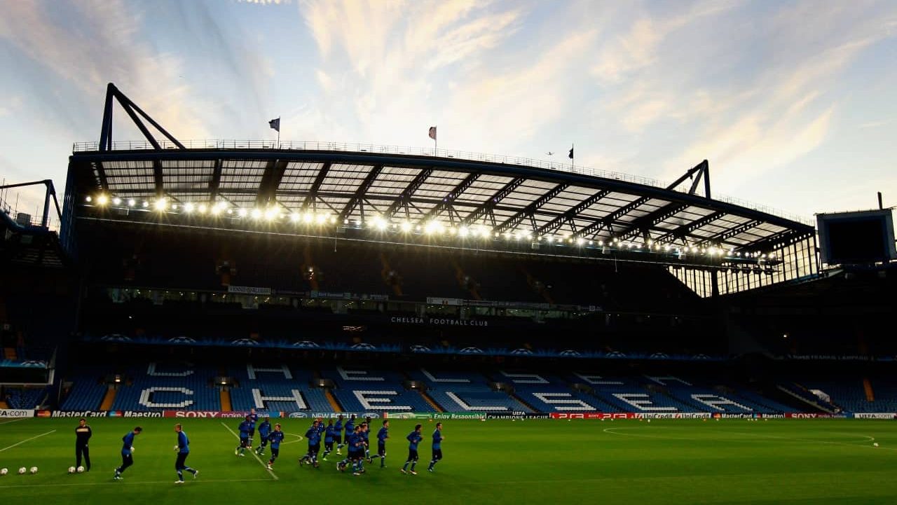 Stamford Bridge será o palco de Chelsea x Arsenal / Foto: Getty Images