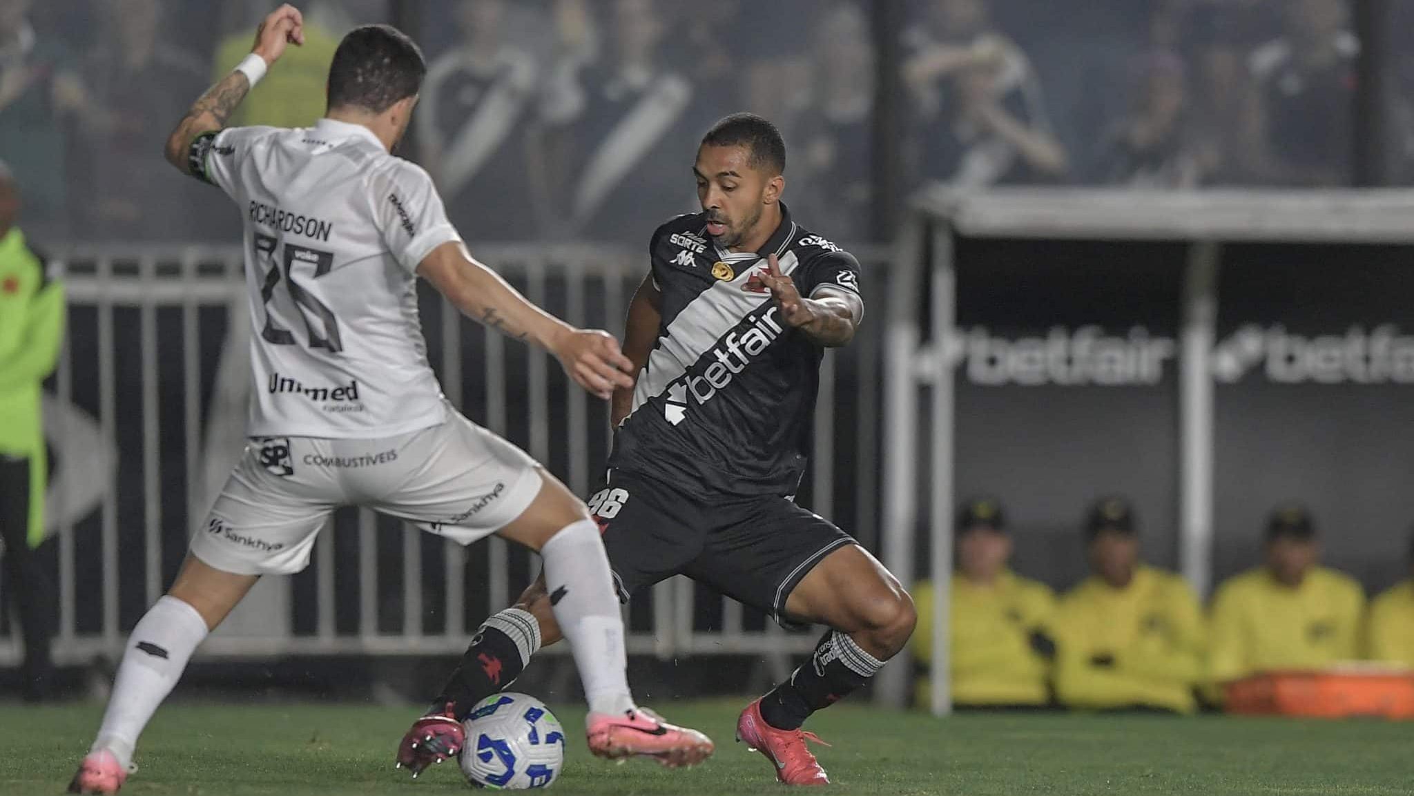 Vasco e Ceará empatam em São Januário