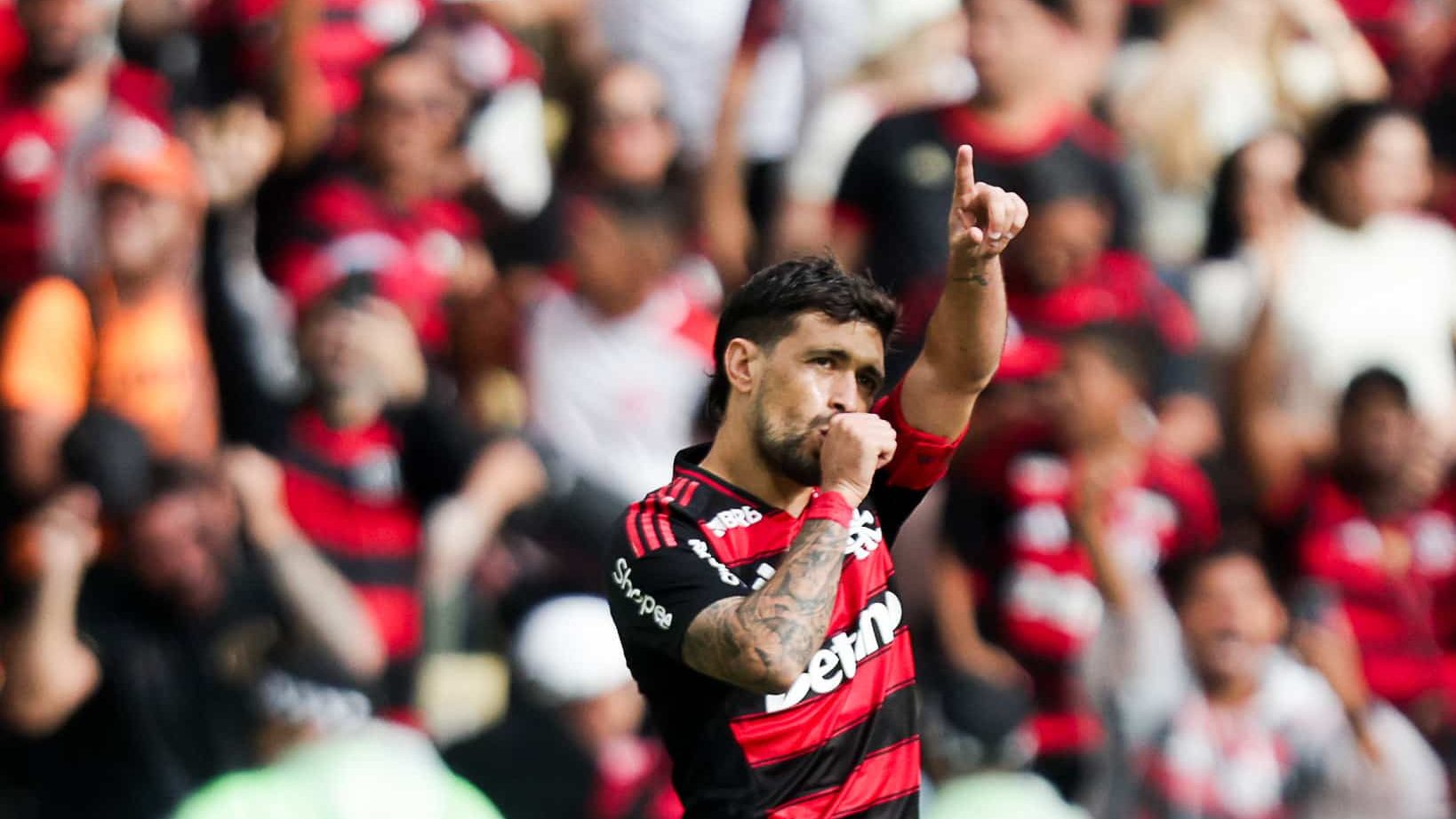 Arrascaeta pelo Flamengo