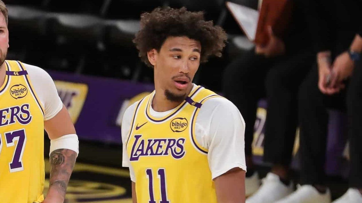 Luka Doncic ao lado de Jaxson Hayes - Jevone Moore/Icon Sportswire via Getty Images