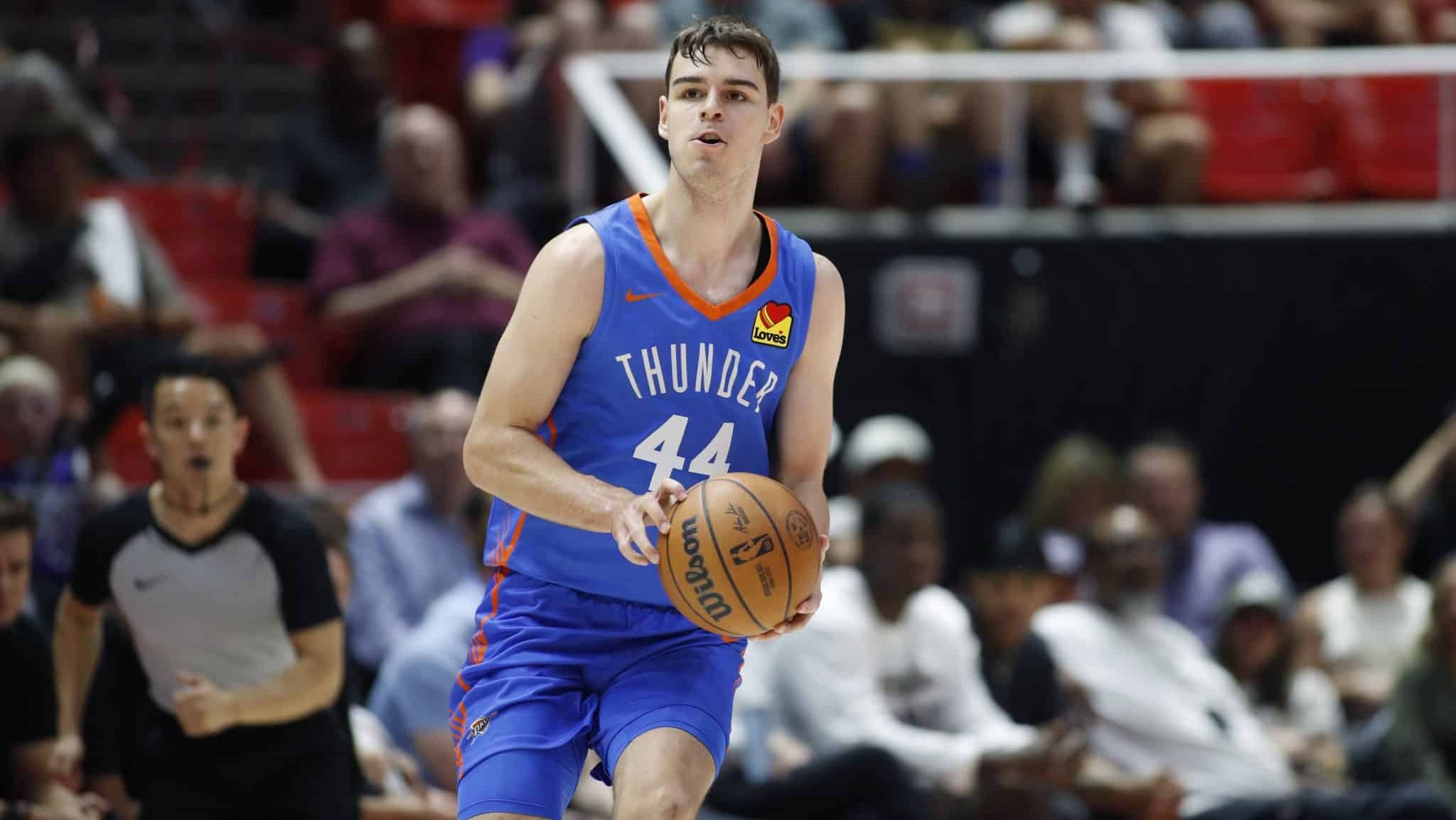 Nikola Topic em ação na Summer League da NBA