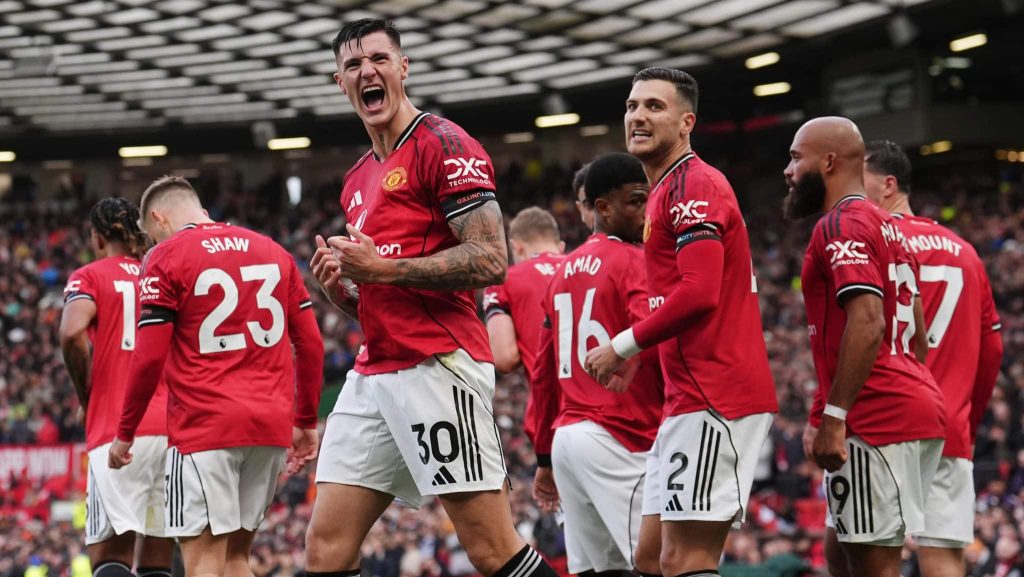 Sesko comemorando gol pelo Manchester United