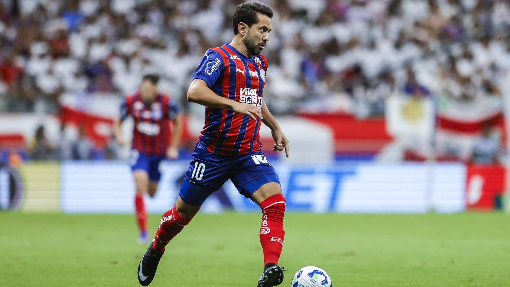 Everton Ribeiro em Bahia x Bragantino