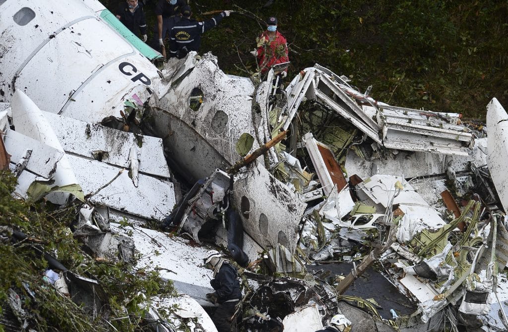 Destroços do avião da Chapecoense