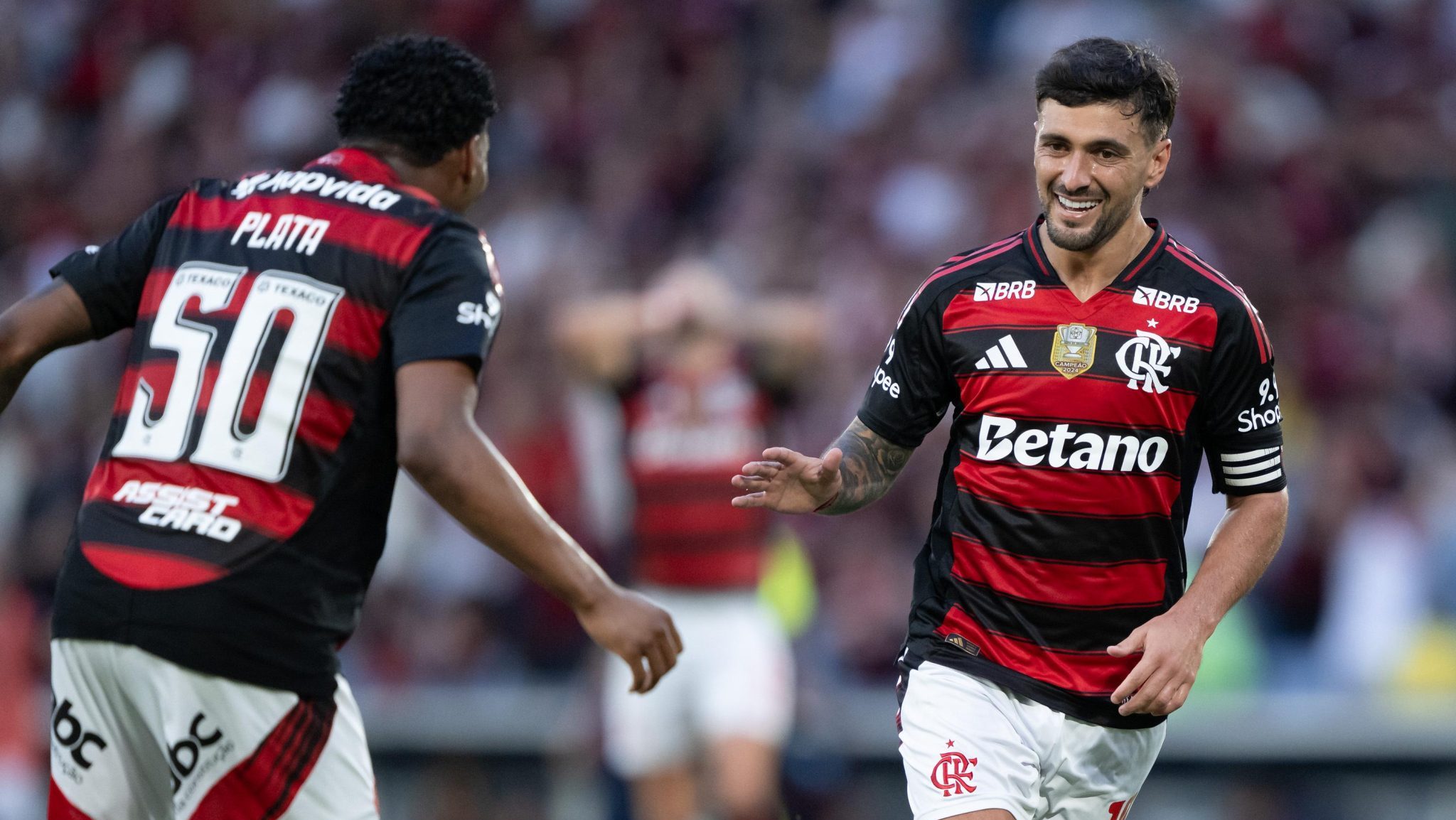arrascaeta e plata flamengo