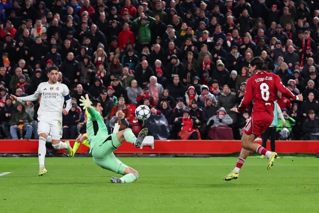 Courtois e Szoboszlai em Liverpool x Real Madrid