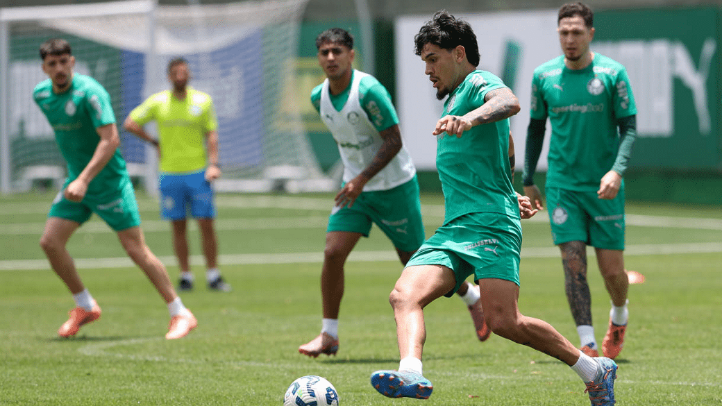 Gustavo Gómez treinando pelo Palmeiras