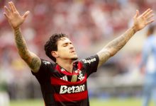 Pedro comemorando gol pelo Flamengo