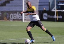 Luizão defendendo o Criciúma