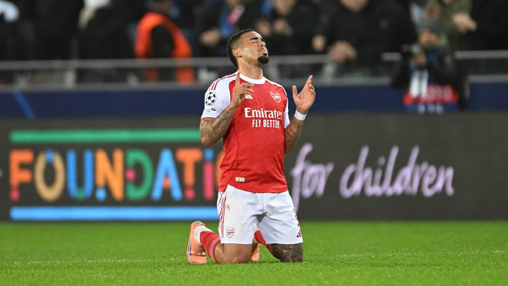 Gabriel Jesus voltou a jogar após 332 dias