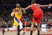LeBron James na vitória dos Lakers sobre os Raptors