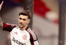 Arrascaeta jogando pelo Flamengo