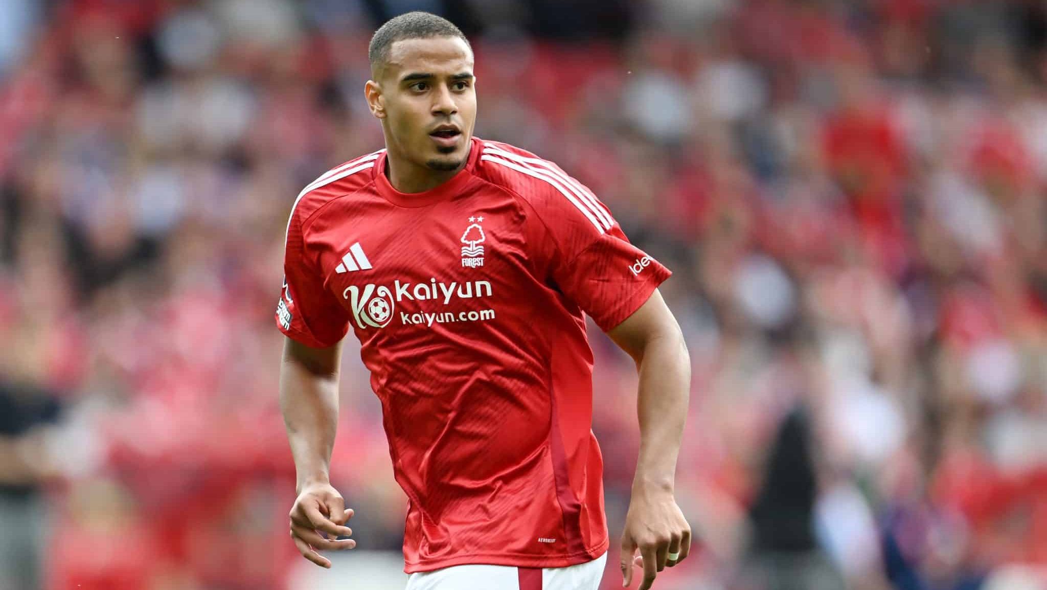 Murillo em ação pelo Nottingham Forest