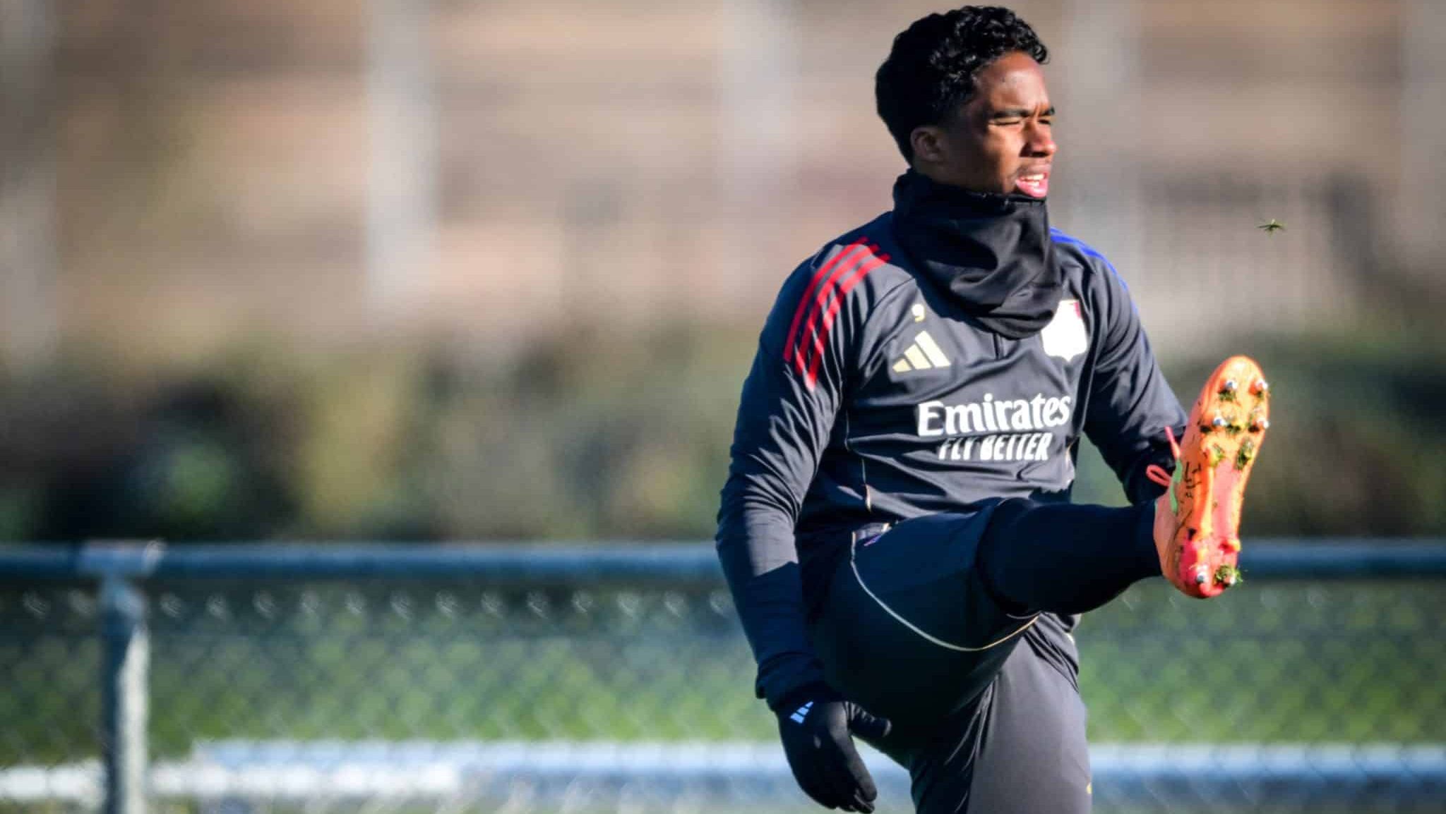 Endrick treinando pelo Lyon