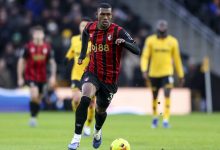 Rayan em ação pelo Bournemouth