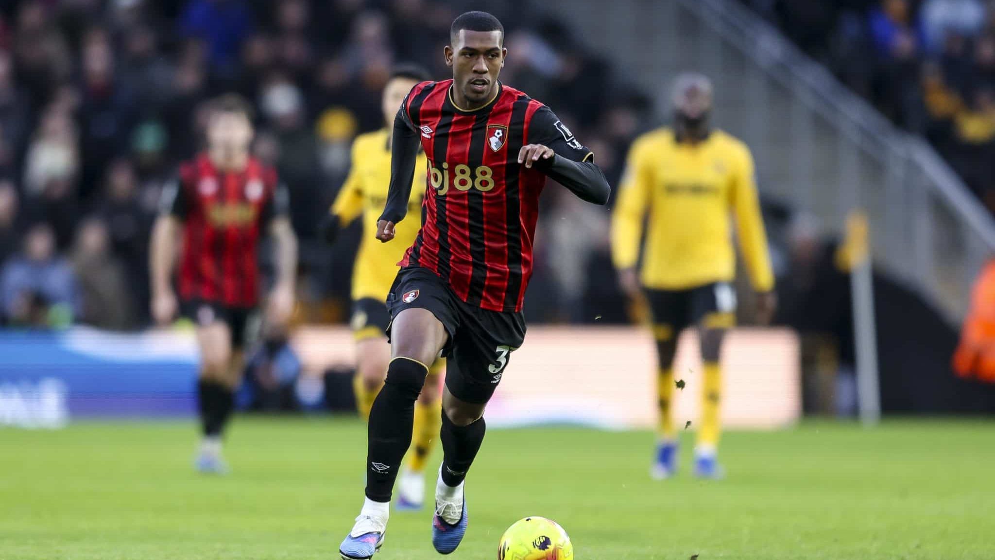 Rayan em ação pelo Bournemouth