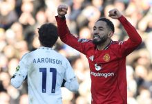 Matheus Cunha comemora seu gol sobre o Leeds