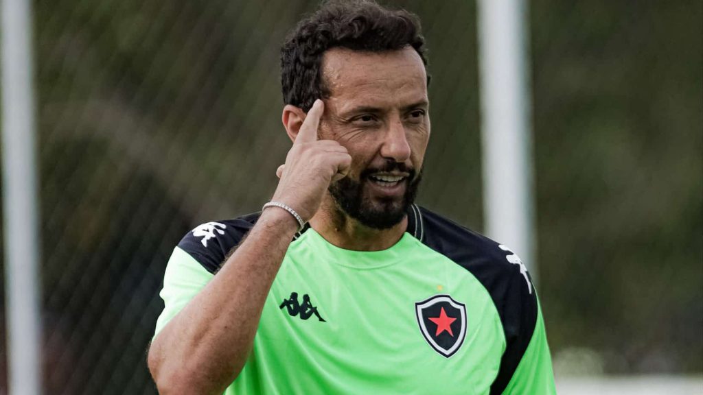 Nenê no Botafogo-PB