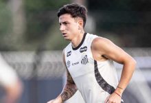 Barreal treinando pelo Santos