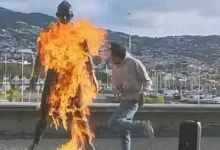 Estátua de Cristiano Ronaldo foi incendiada