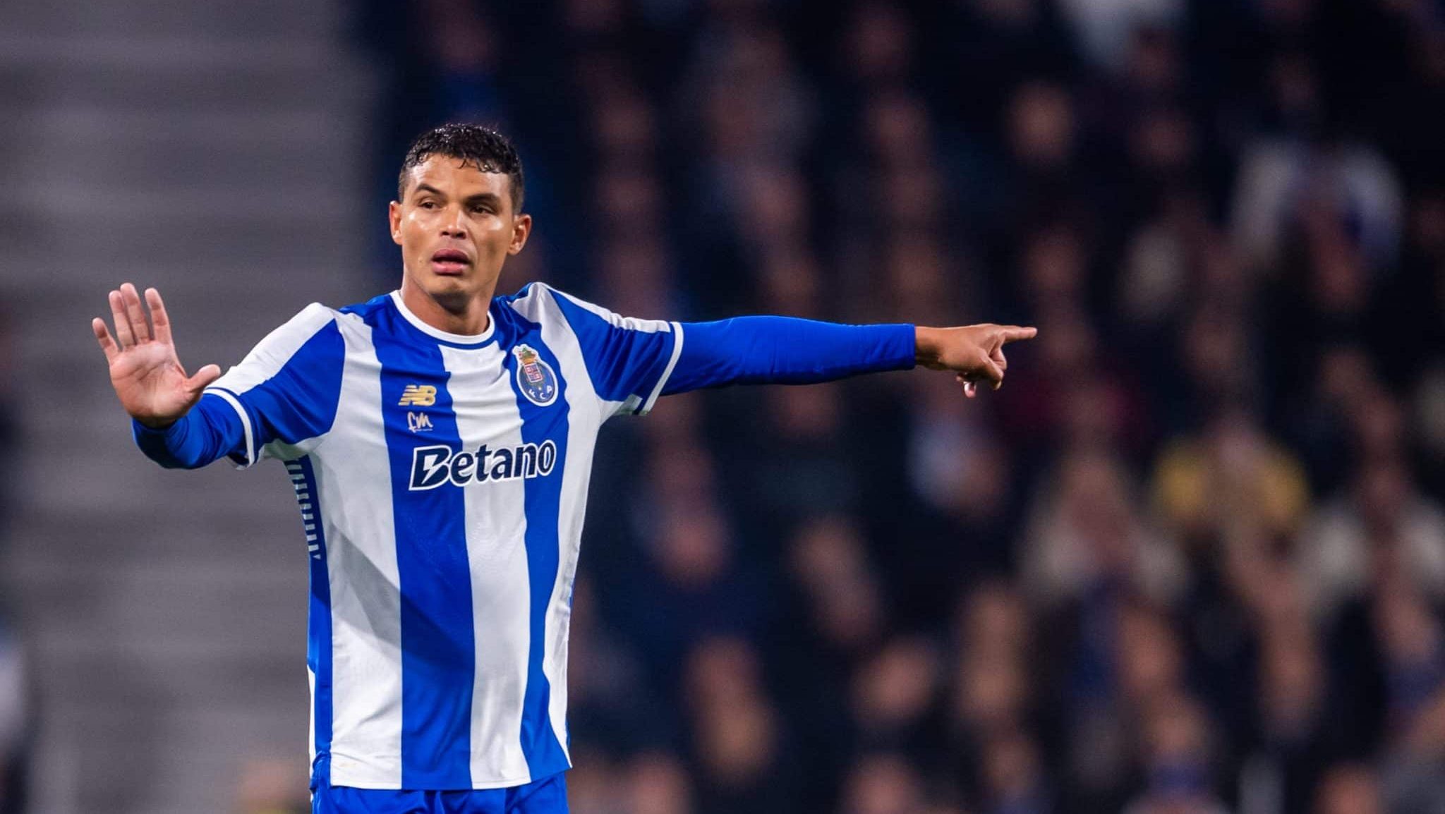 Thiago Silva em sua estreia pelo Porto