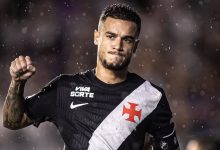 Coutinho em ação pelo Vasco