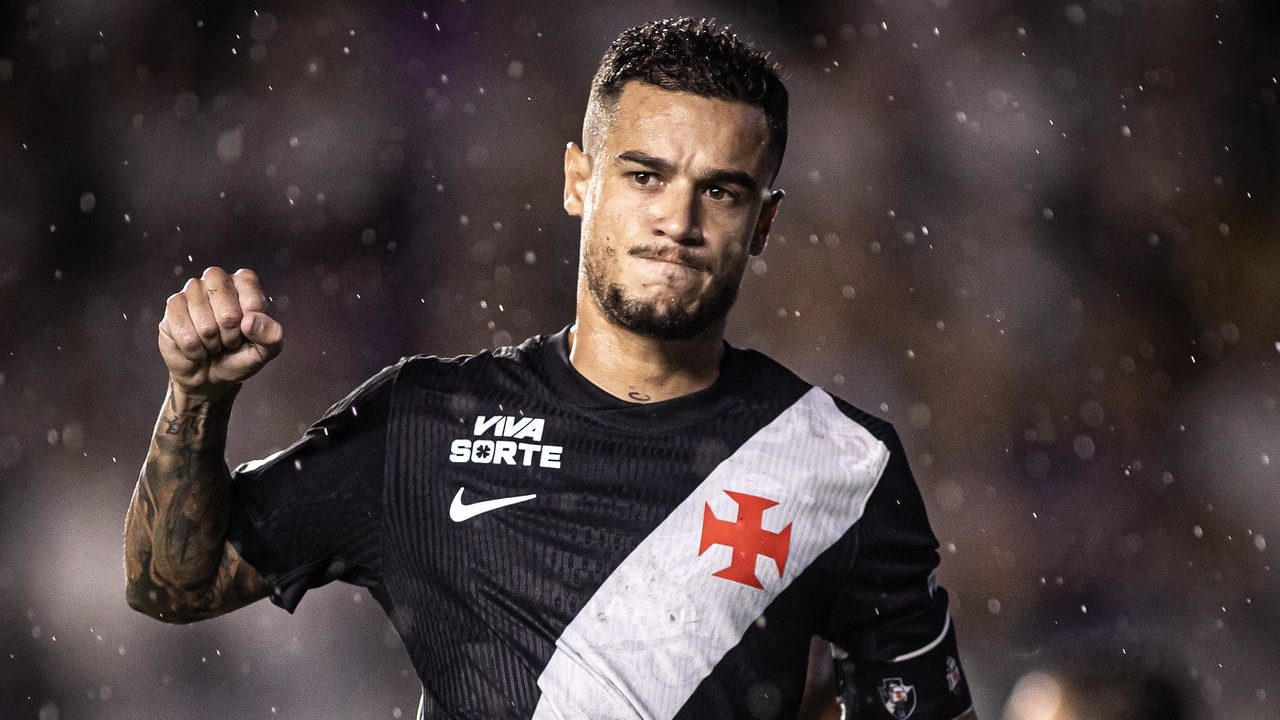 Coutinho em ação pelo Vasco