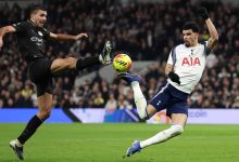 Solanke, do Tottenham, marcou de escorpião contra o Manchester City